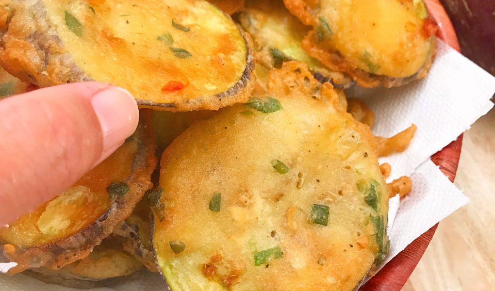 Comment rendre croustillants ses beignets d’aubergine ?